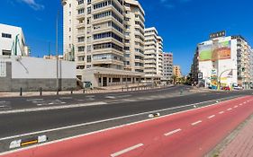 Bright Townhouse - Views - 5 Min Walk To The Beach